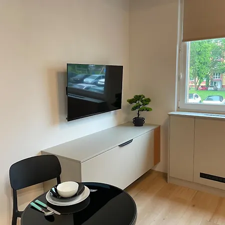 Nearby Center For The Discerning Apartment