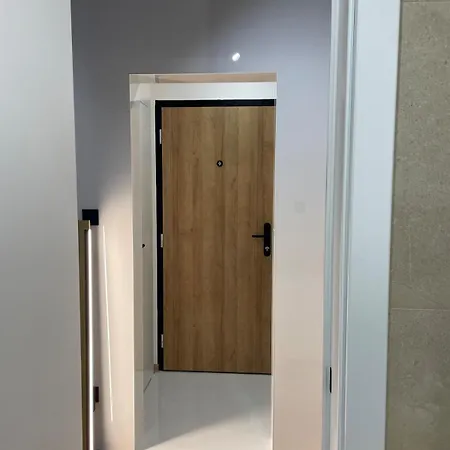 Apartment Nearby Center For The Discerning Presov